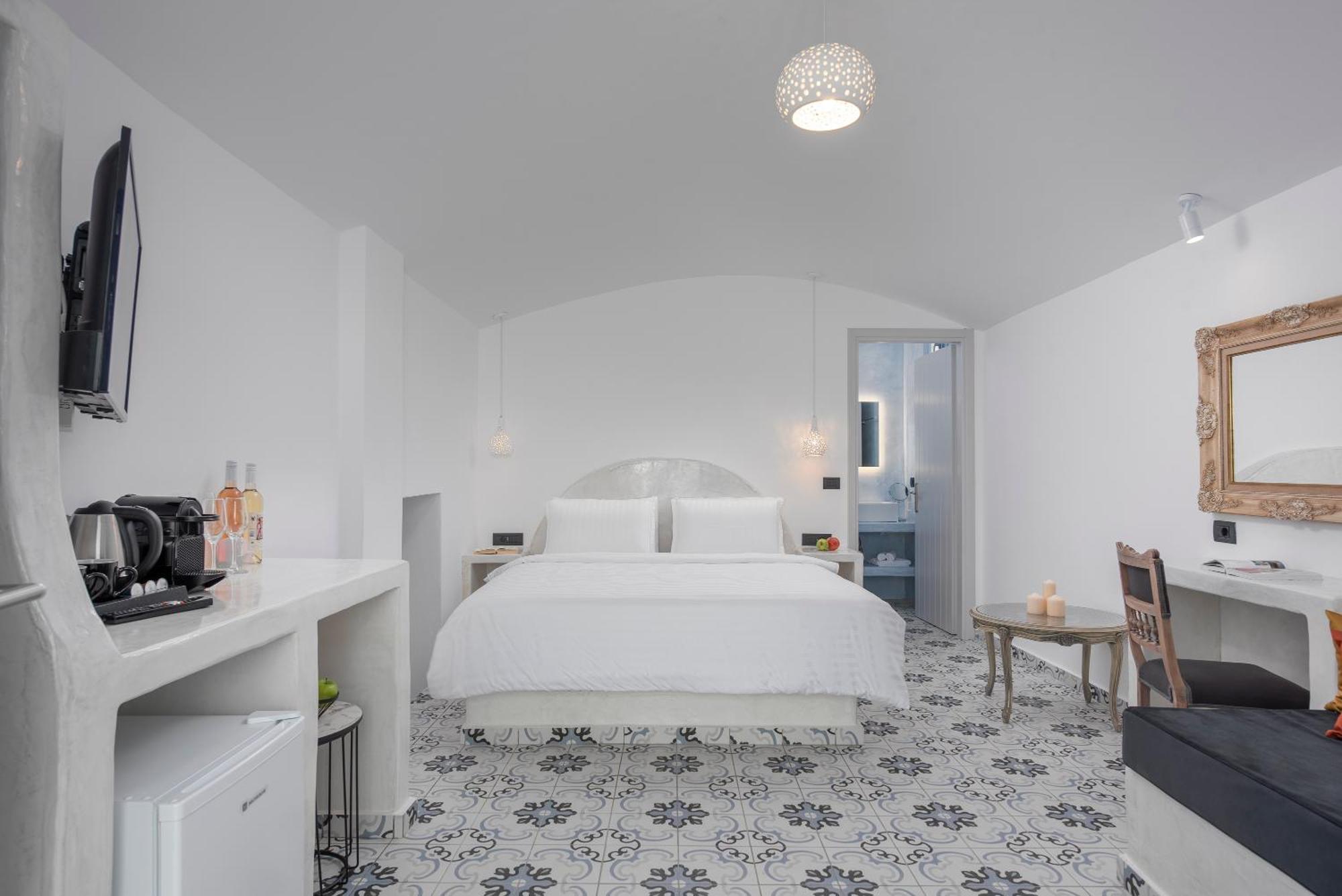 Sole D'Oro Luxury Suites Oia  Room photo